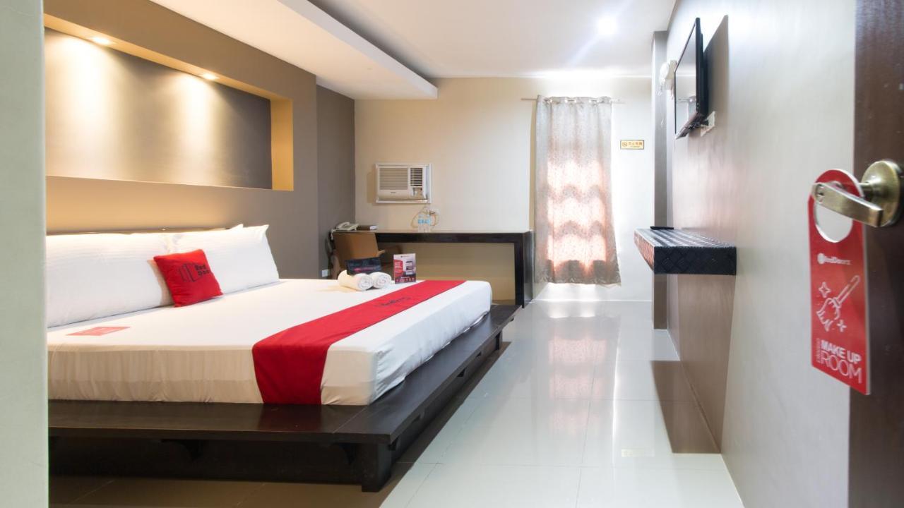 Westgate Hotel Лаоаг Экстерьер фото